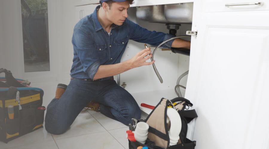 Professional sink repair in Minburn, IA